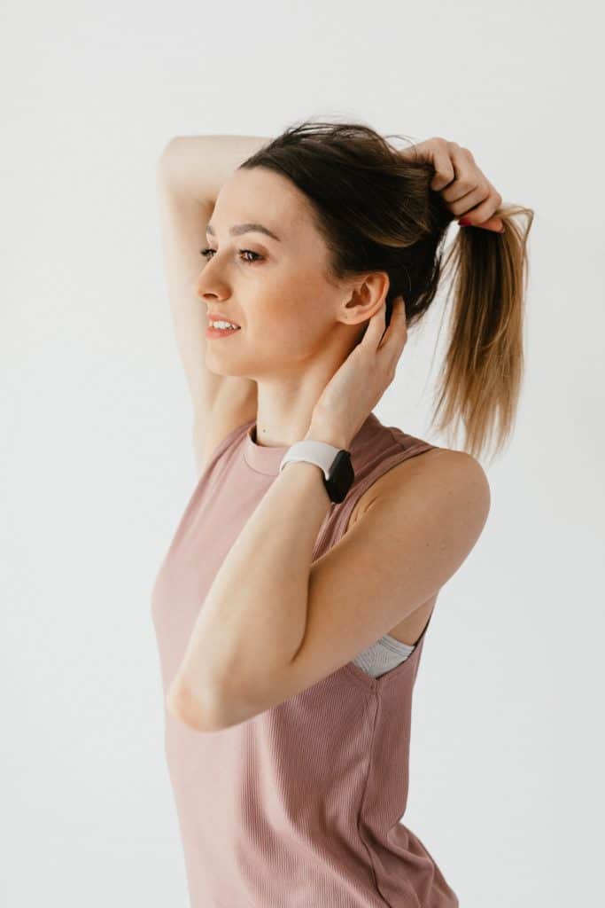 hide greasy hair with ponytail