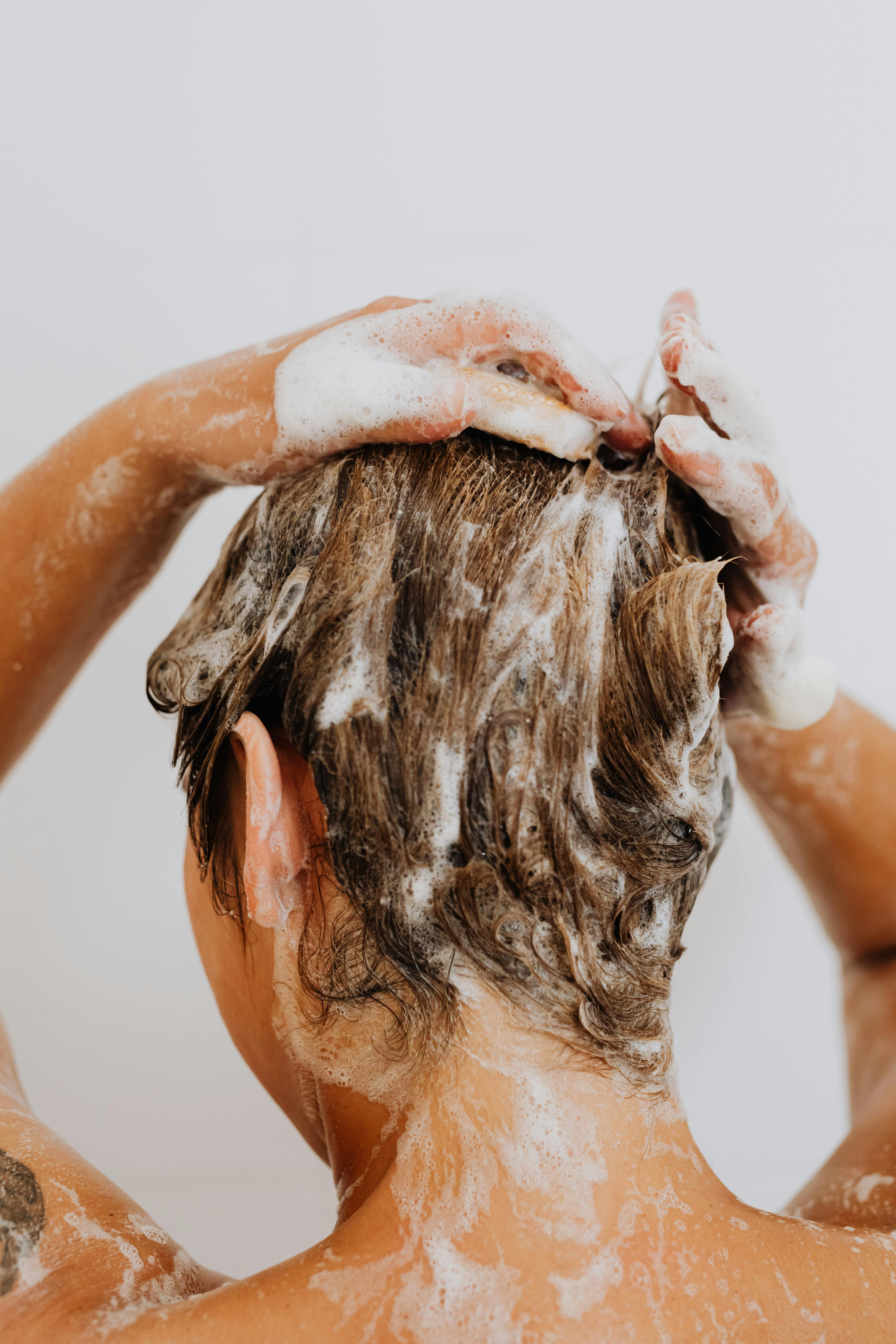 9 Quick And Effective Tips On How To Get Rid Of Lice Naturally In One